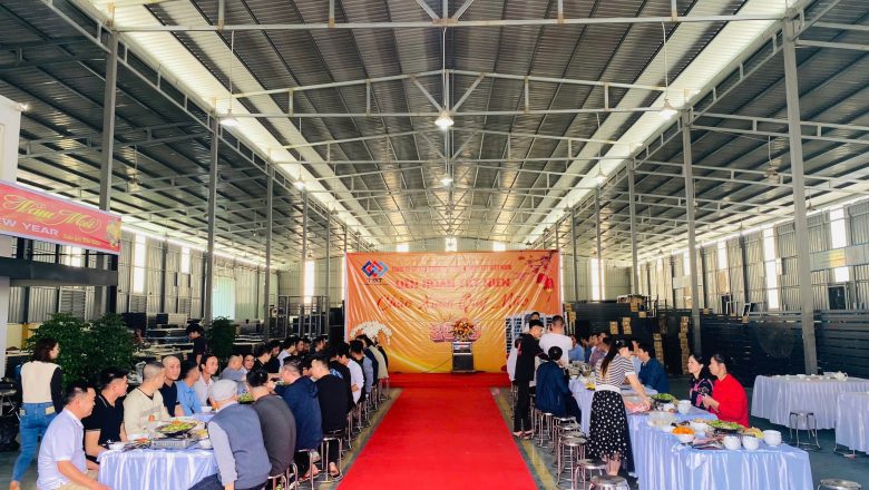 Bữa Tiệc Tất Niên Đáng Nhớ Của Công Ty Chúng Tôi